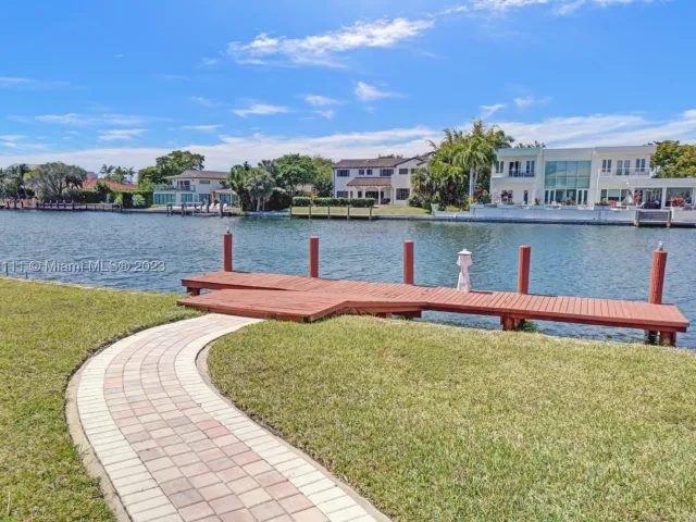 Продажа дома по адресу 1130 Harbor Ct - фото 9041857