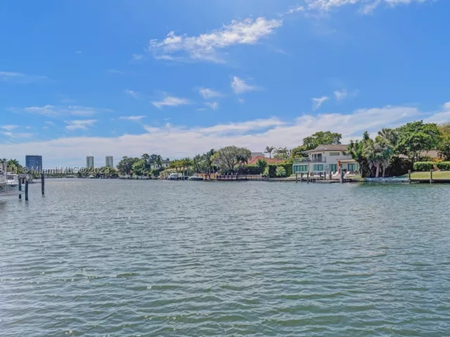Продажа дома по адресу 1130 Harbor Ct - фото 9041858