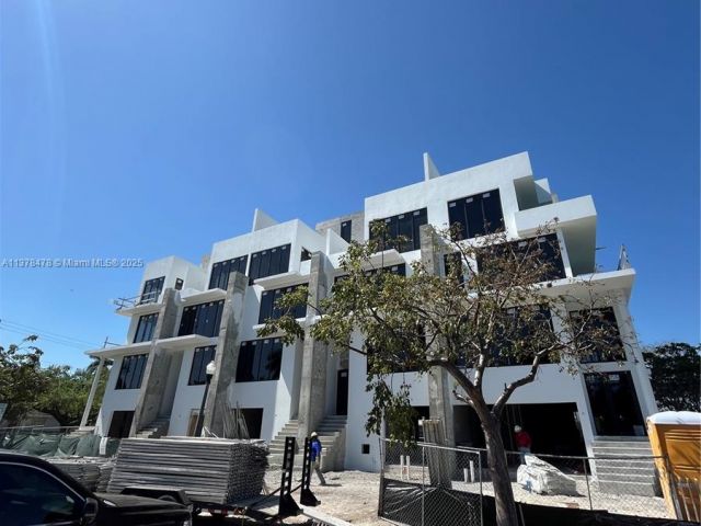 Продажа дома по адресу 7300 Trouville Esplanade 3 - фото 5854723