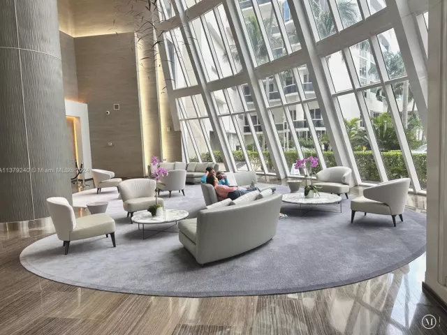 Квартира в аренду номер2010 - фото 5515332