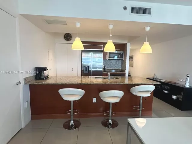 Квартира в аренду номер2010 - фото 5515336