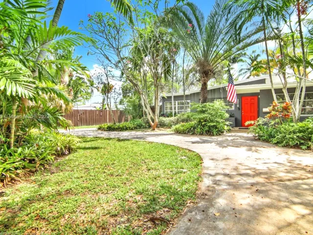 Продажа дома по адресу 2018 Fletcher St - фото 4948094