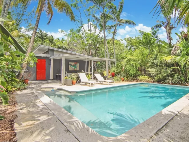 Продажа дома по адресу 2018 Fletcher St - фото 4948095