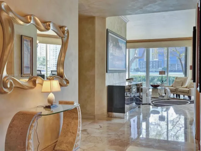 Продажа квартиры #101 - фото 3877683