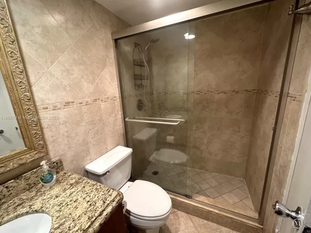 Квартира в аренду номер2J - фото 3891812