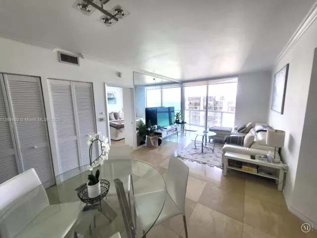 Продажа квартиры #1711 - фото 7329023