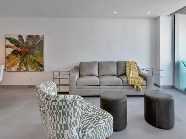 Квартира в аренду номер14H - фото 7987802