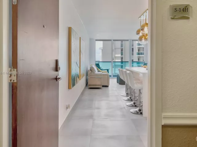 Квартира в аренду номер14H - фото 3952010