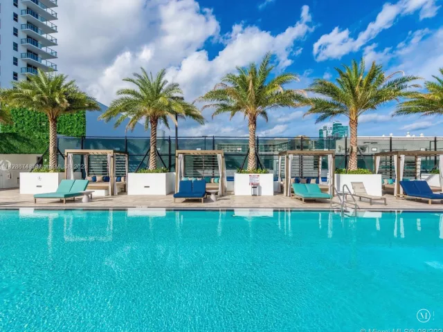 Продажа квартиры #R301 - фото 4203935