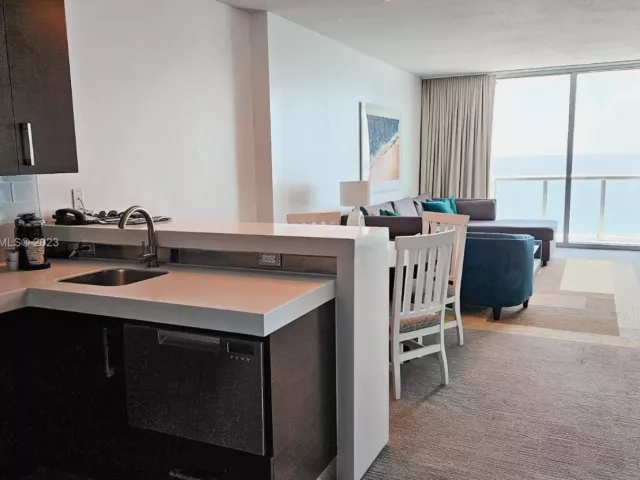 Продажа квартиры #1102 - фото 4230145