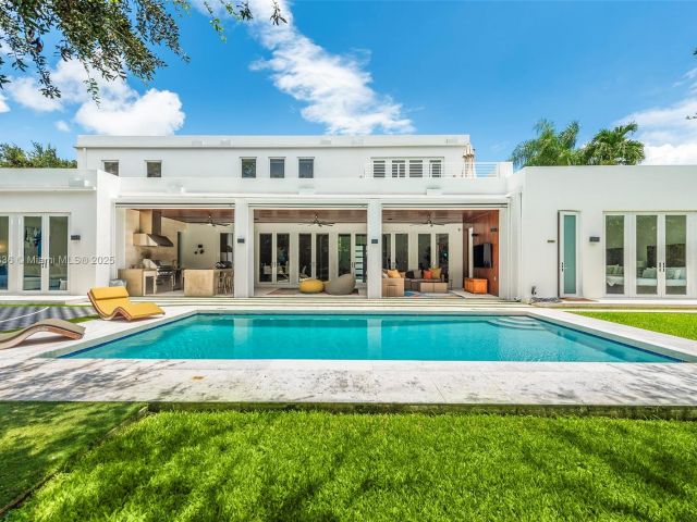 Продажа дома по адресу 7930 SW 52nd Ct - фото 7517779