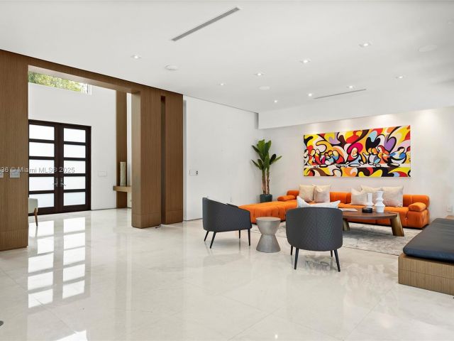 Продажа дома по адресу 7930 SW 52nd Ct - фото 7517790