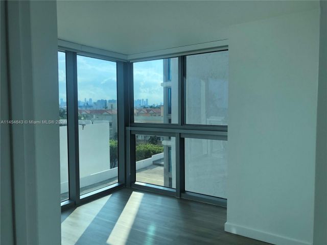 Продажа квартиры #706 - фото 6517427