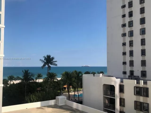 Продажа квартиры #706 - фото 6517430