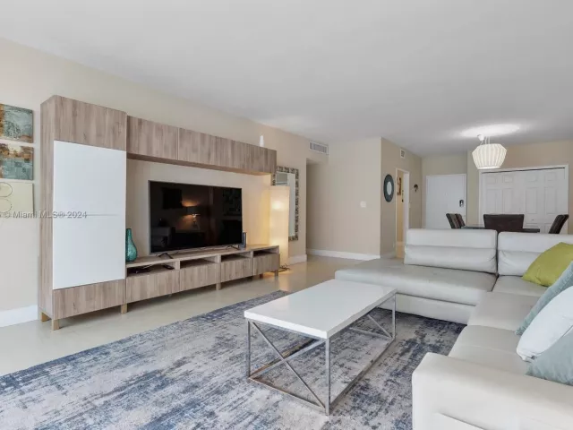 Продажа квартиры #1514 - фото 5386799