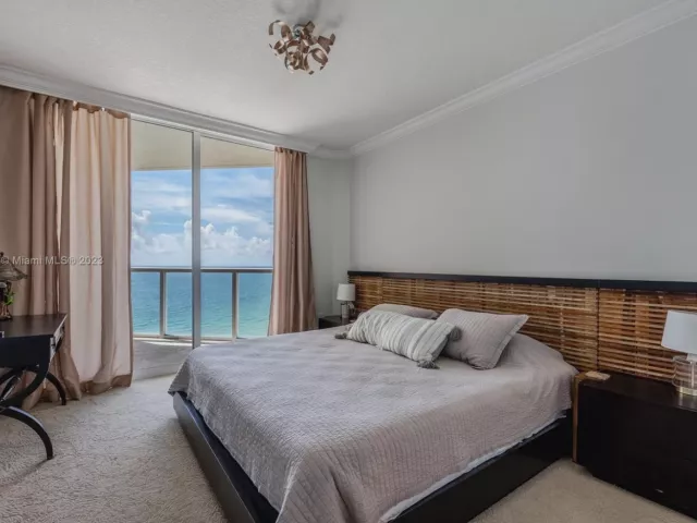 Квартира в аренду номер2501 - фото 4502419