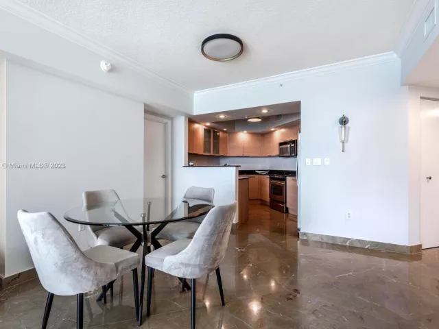 Квартира в аренду номер2501 - фото 4502426