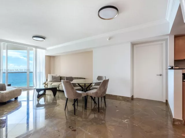 Квартира в аренду номер2501 - фото 4502427