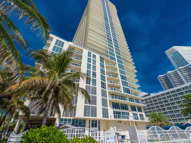 Квартира в аренду номер2501 - фото 4502413