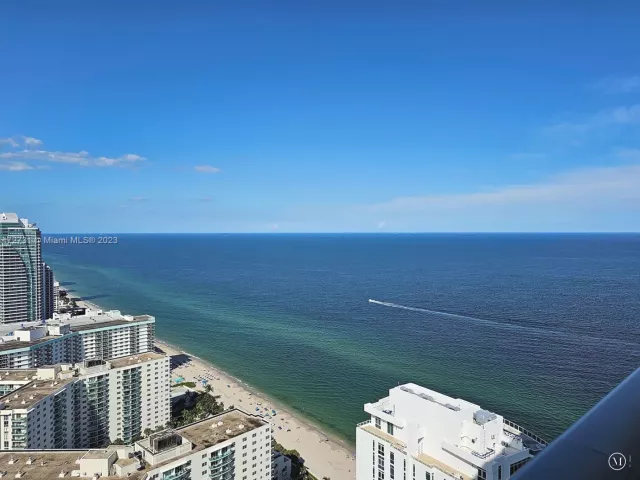 Продажа квартиры #3608 - фото 6587295