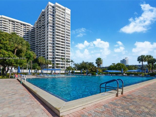 Продажа квартиры # - фото 7432887