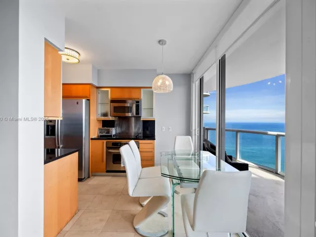 Квартира в аренду номер4106 - фото 6407879