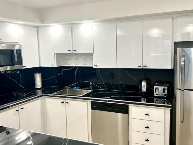 Продажа квартиры #419 - фото 6203796