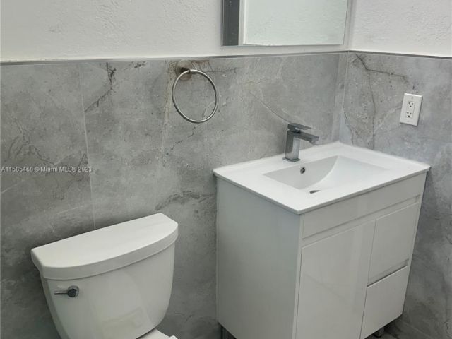 Продажа дома по адресу 14520 SW 71st Ln - фото 4795958