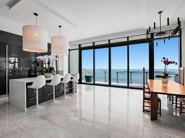 Продажа квартиры #4902 - фото 7293745