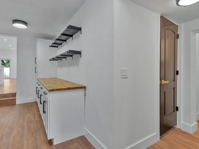 Продажа дома по адресу 1304 NW 1st Ave - фото 4833193