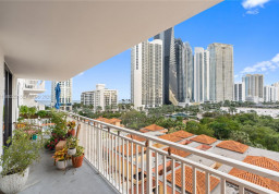 Квартира #805