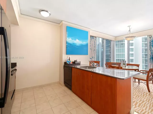 Продажа квартиры #1205 - фото 4863497