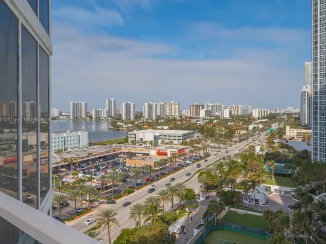 Продажа квартиры #1205 - фото 4863489