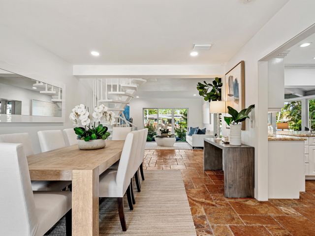 Продажа дома по адресу 681 NE Harbour Drive - фото 5941514