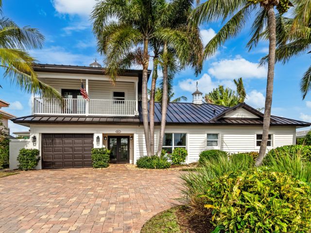 Продажа дома по адресу 681 NE Harbour Drive - фото 5941518