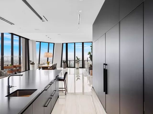 Продажа квартиры #5501 - фото 4903759