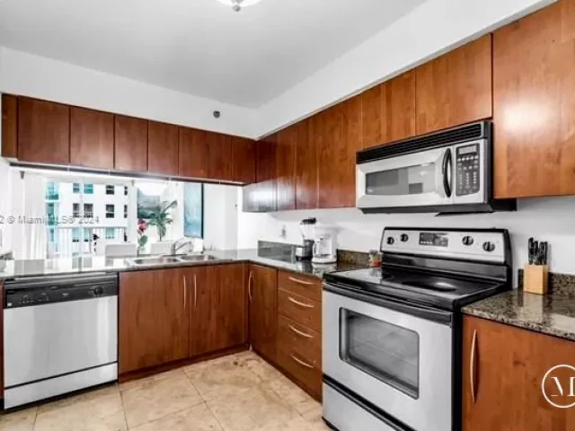 Продажа квартиры #1915 - фото 4916587