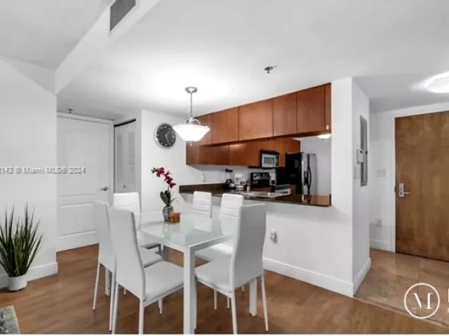 Продажа квартиры #1915 - фото 4916591