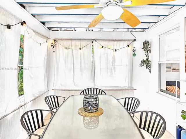 Продажа дома по адресу 1220 NE 128th St - фото 4959879