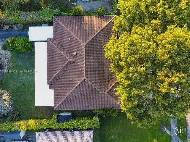 Дом в аренду по адресу 1310 Jackson St 1310 - фото 4971118