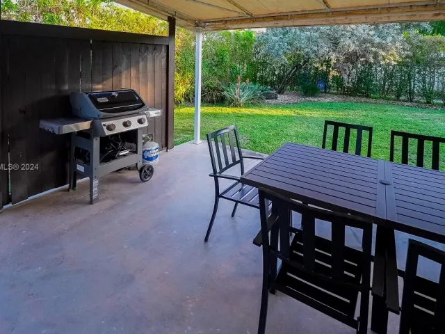 Дом в аренду по адресу 1310 Jackson St 1310 - фото 4971102