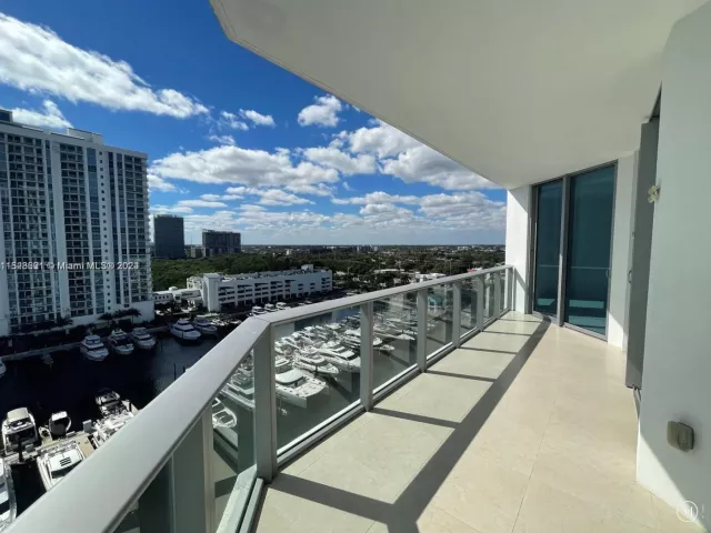 Продажа квартиры # - фото 4979541