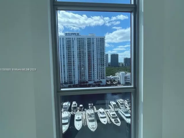 Продажа квартиры # - фото 4979526