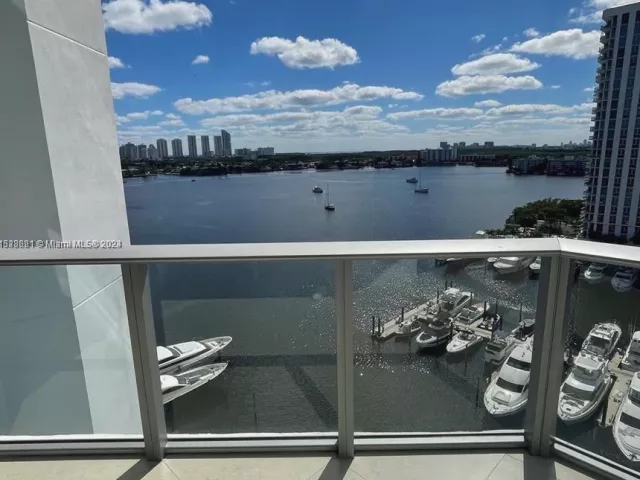 Продажа квартиры # - фото 4979544