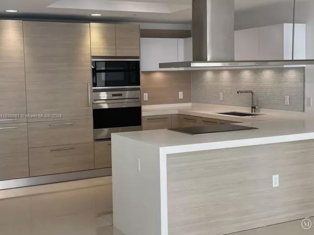 Продажа квартиры # - фото 4979532