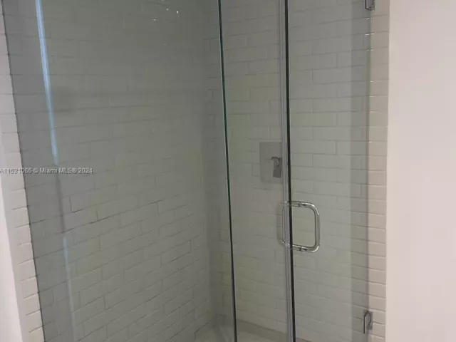 Продажа квартиры #R707 - фото 5099821