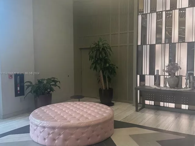 Продажа квартиры #R707 - фото 5099825