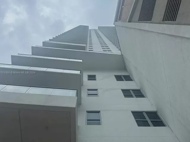 Продажа квартиры #R707 - фото 5099827