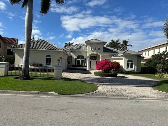 Продажа дома по адресу 257 Royal Palm Way - фото 5011706