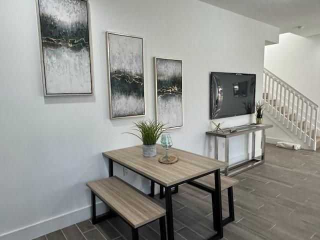 Продажа дома по адресу 404 SE 22nd St 3 - фото 5786491